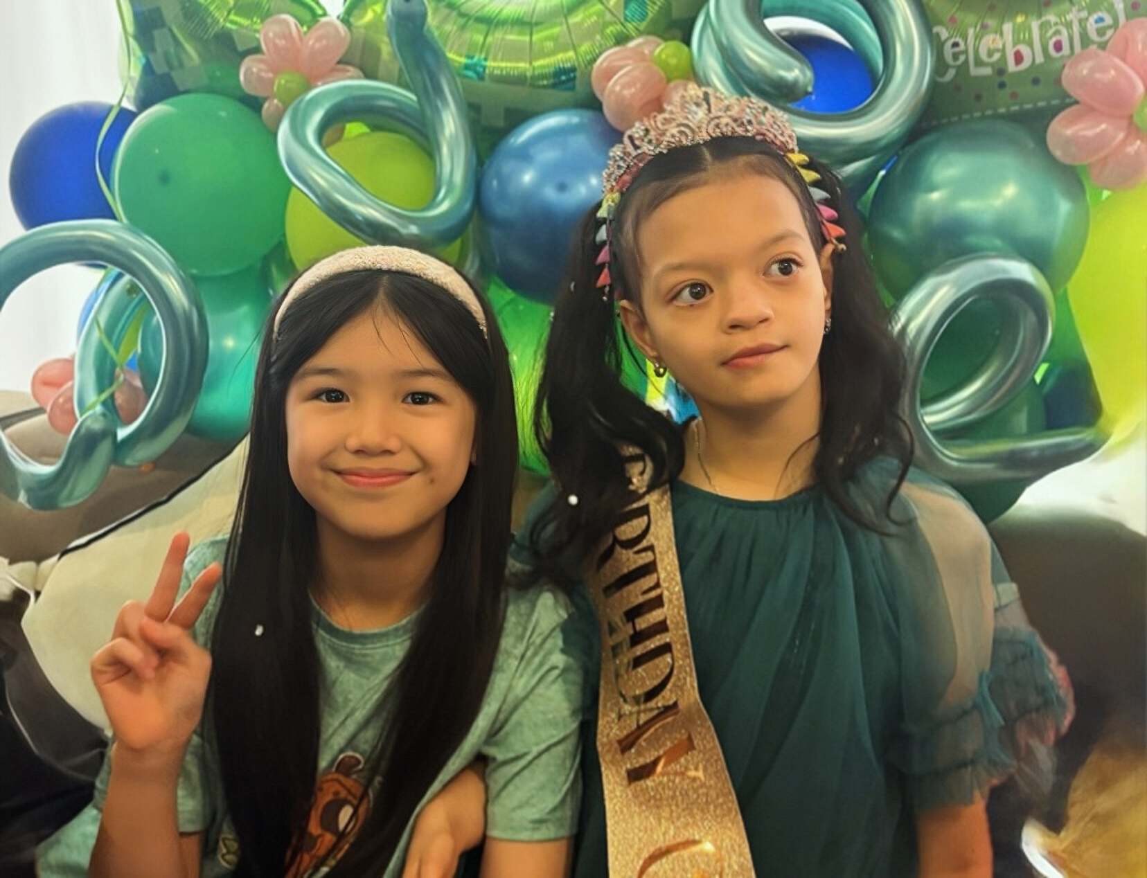 香港知名女星女儿15岁生日,患基因病不会走路,被断言活不过两岁