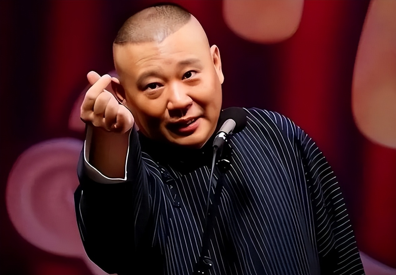 摊牌了！郭德纲1天喜提3个新身份，全网恭喜，于谦一个字都没说错