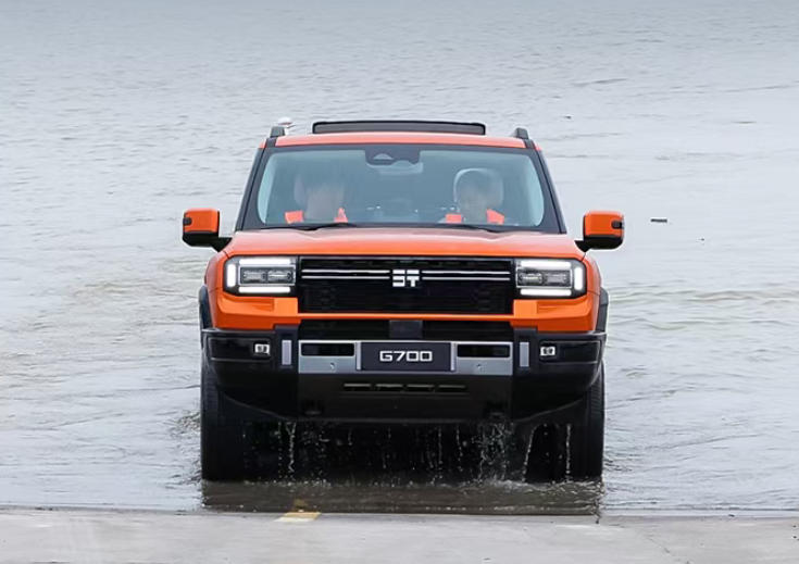 奇瑞“王炸”来了，全能越野SUV+3把锁，能上山下河，32.99万元起