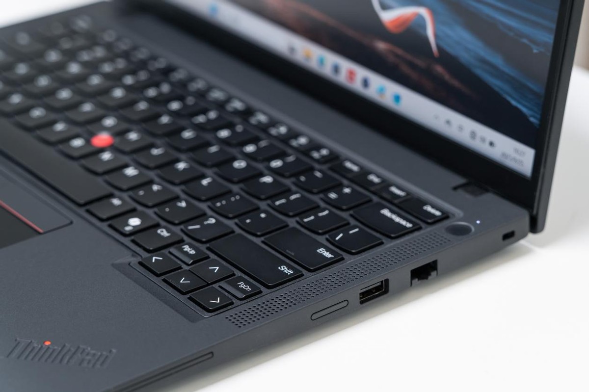 全能AI商务典范:ThinkPad T14 Gen6锐龙版工程师本测评