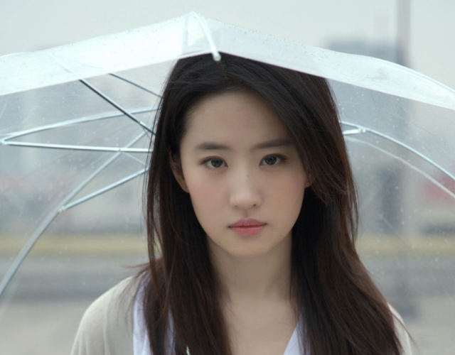 孙菲菲再提被打,牵出大量女星被霸凌过往,刘亦菲只是冰山一角