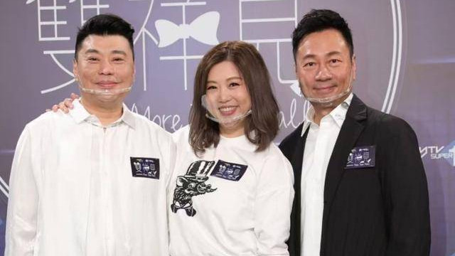 TVB男星早年照流出！曾想走情歌王子路线，不婚不育爱情长跑多年