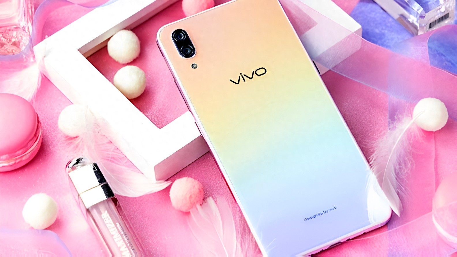 徹底坐不住！8200毫安電池放在新機，價格超過2000真沒意思