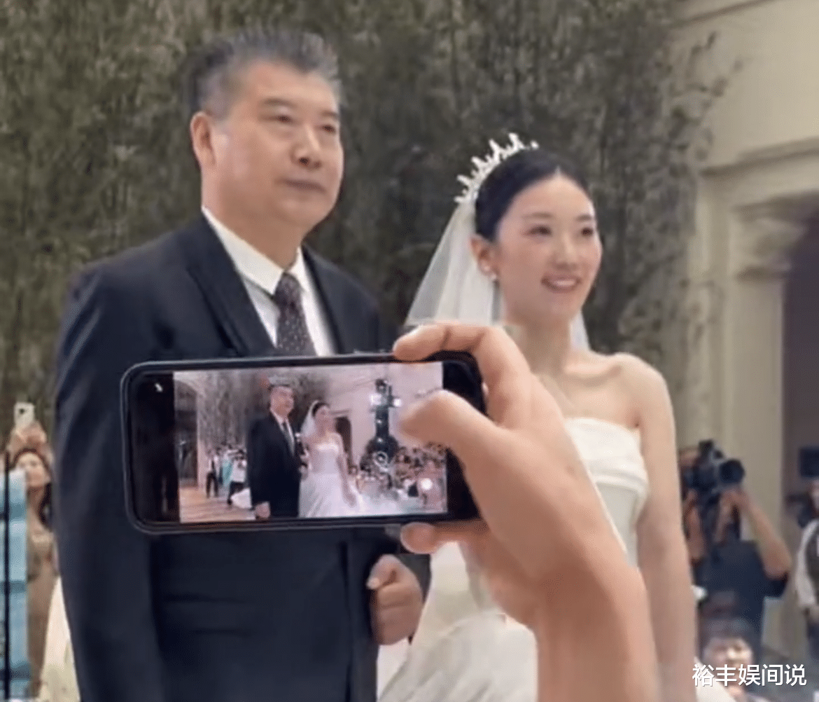 李隼女儿出嫁！四位大满贯三位眼含泪花，张怡宁携老公儿子参加