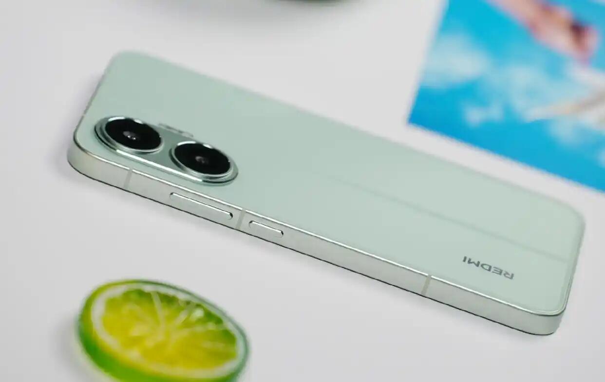 红米努力冲销量,跑分240万+金属中框+7550mAh大电池,低至1573元