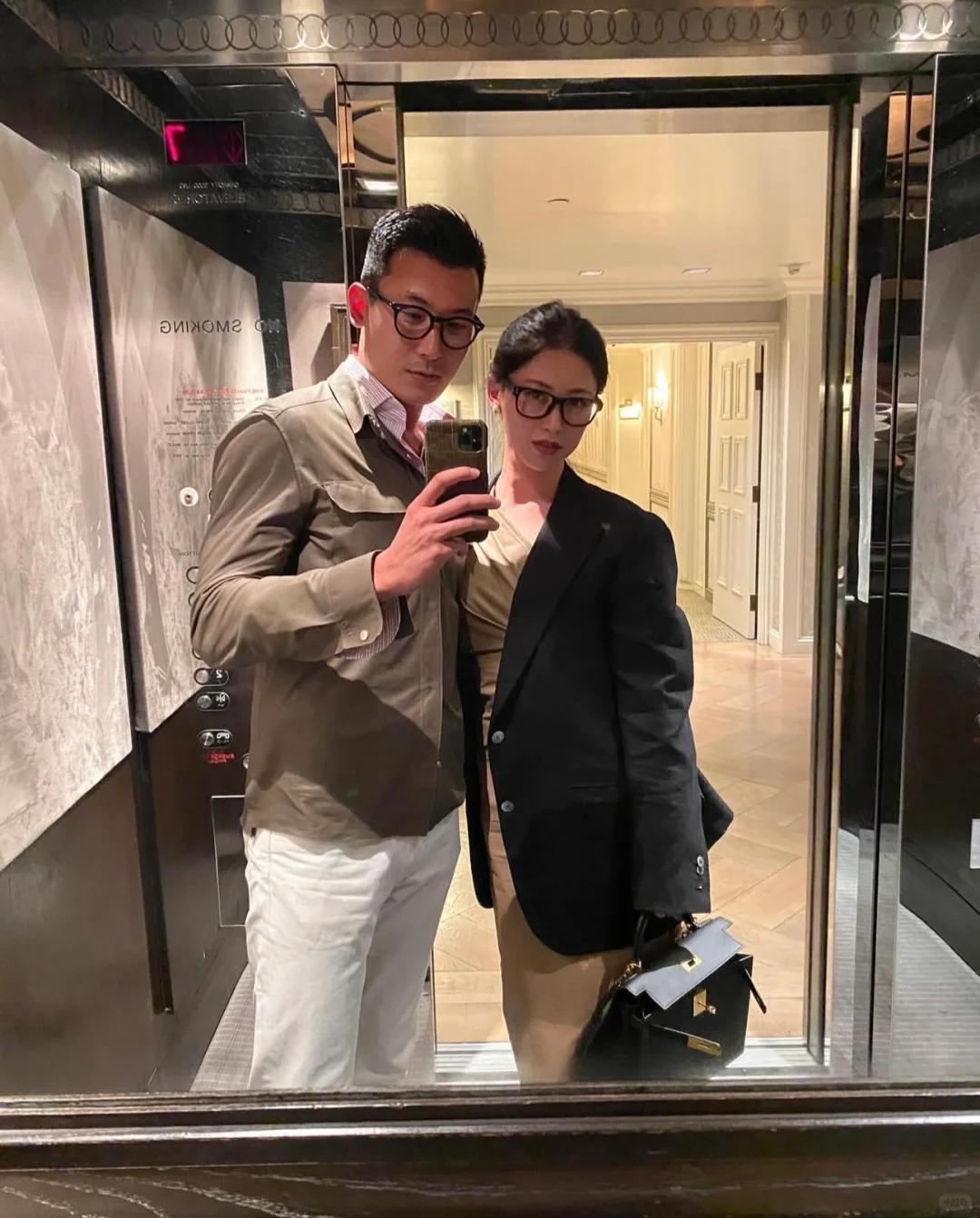 恭喜朱珠搬离老破小!和老公在豪宅做牛排请客,家里穿短袖超暖和