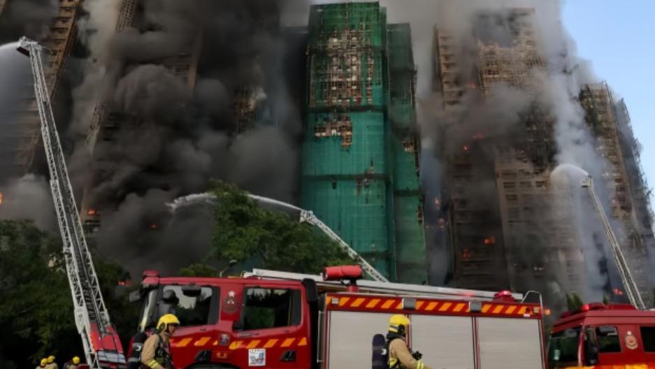 周润发杨紫琼退出MAMA颁奖，杨幂等暂停活动官宣，多家企业捐款