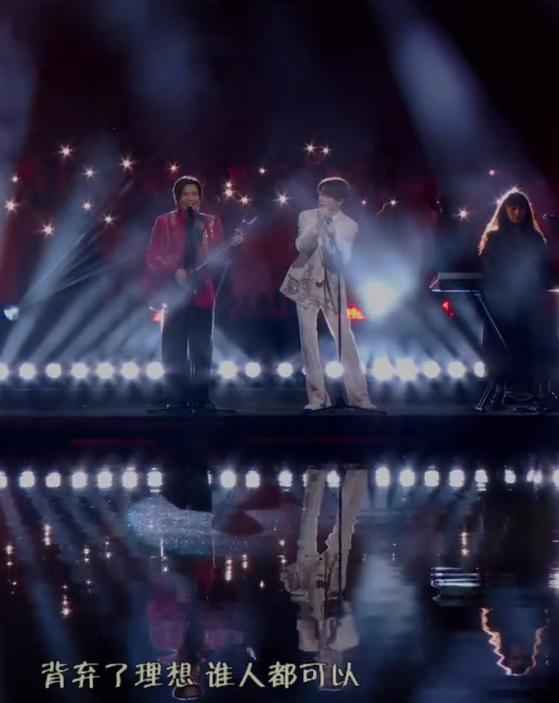 2025央视中秋晚会出圈理由：蒋欣的脸，周深的唱功，檀健次的衣品