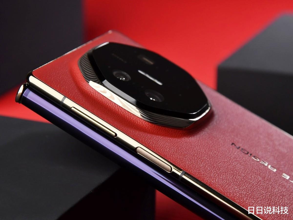 華為“讓利”消費者，16GB+1TB突降3700元，三折疊屏旗艦售價更親民了