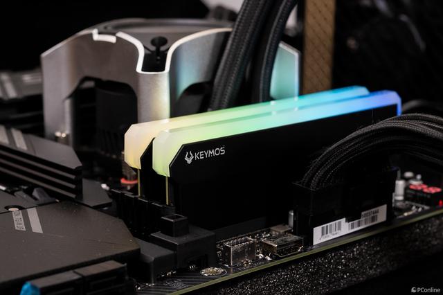 KEYMOS科摩思天河玄女DDR5 RGB灯条图赏:高颜值!实力派!