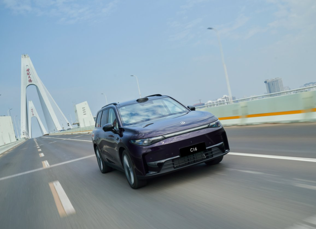 11.88万买大六座SUV!零跑C16五月促销来了,大家庭直接冲?