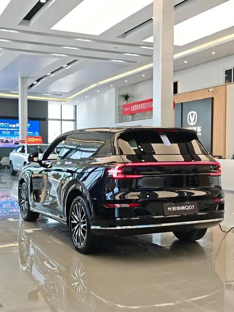长安启源Q07：新能源SUV的实力新标杆
