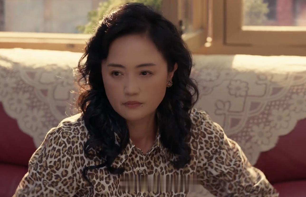 《小城大事》定档，但凡赵丽颖差一点，都压不住这5位王炸女配！