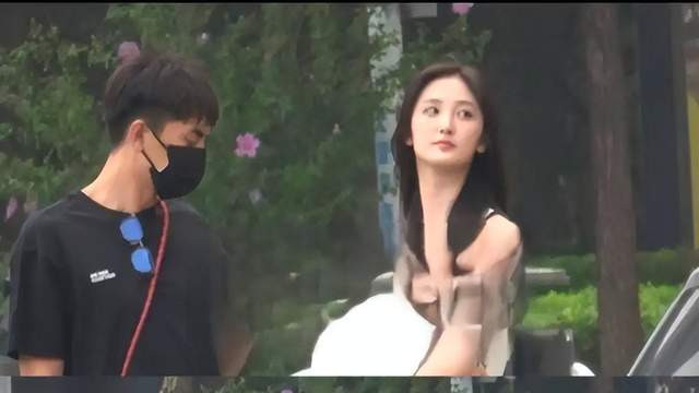 林更新与女友年龄差11岁