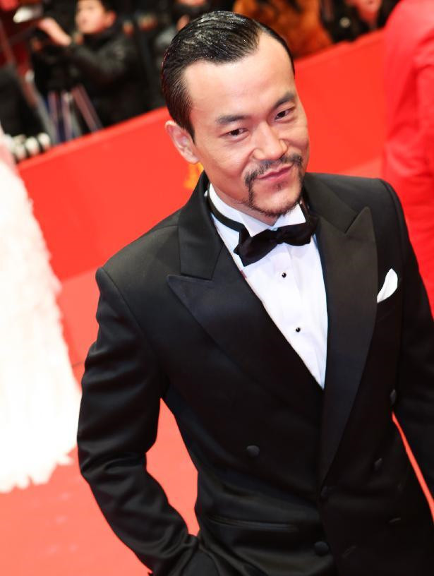 段奕宏说的没错，不拍戏就消失的廖凡，早已在另一个圈子红得发紫