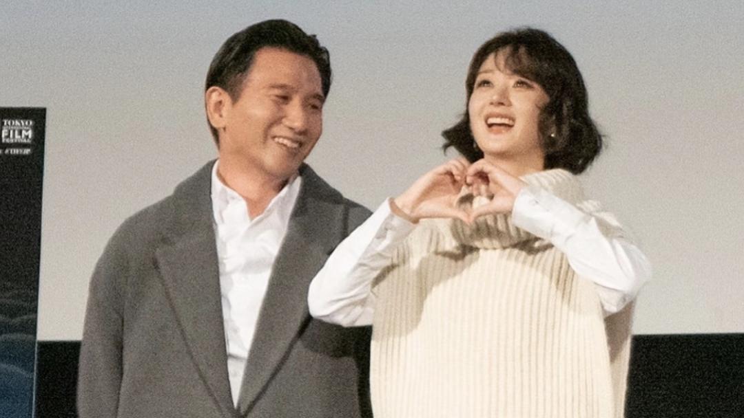 赵丽颖“隐婚瓜”再升级！带儿子郊游疑似赵德胤陪同，双方未回应