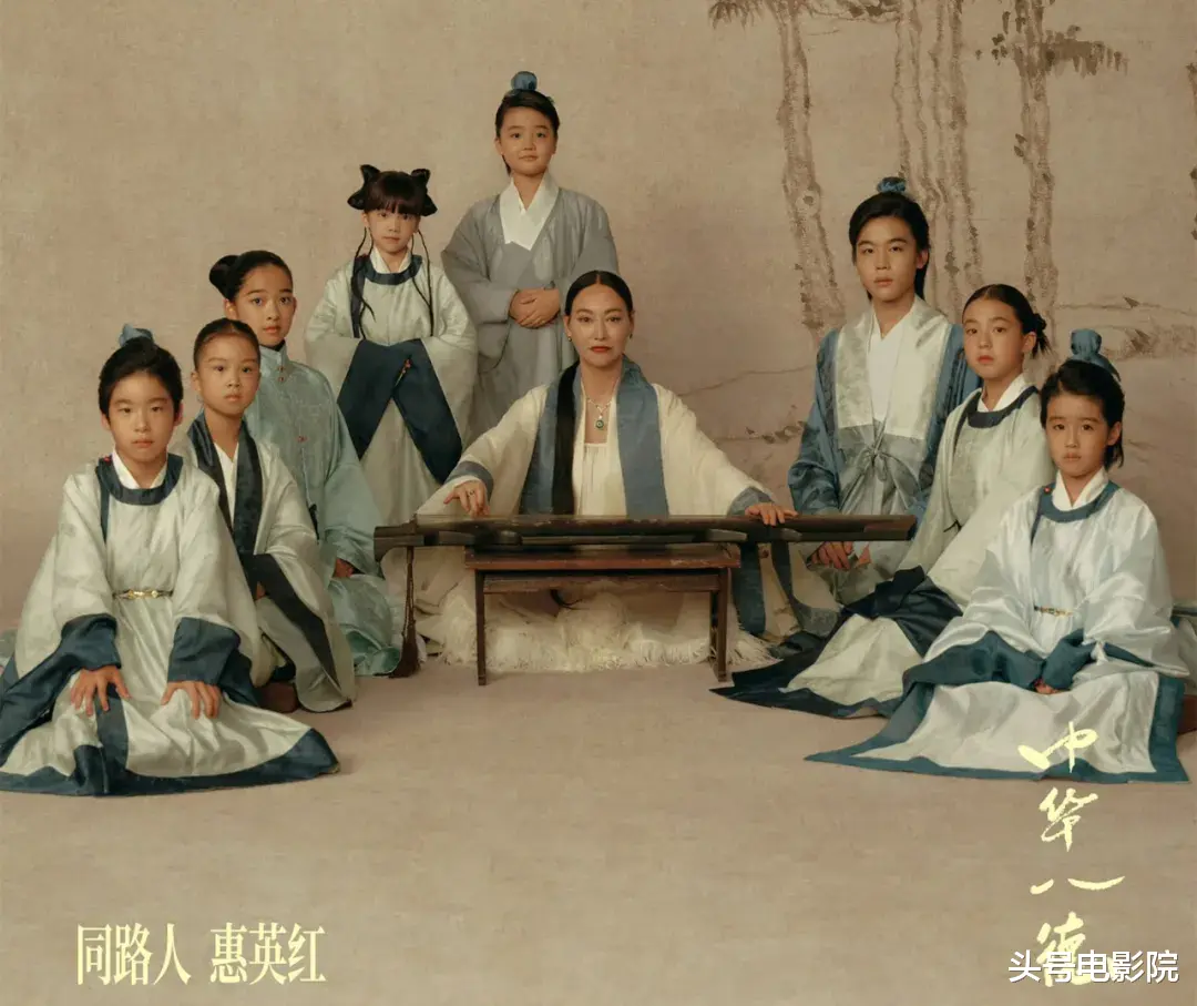 吴京儿子等8娃登杂志封面！星二代批量亮相，被质疑娱乐圈继承制