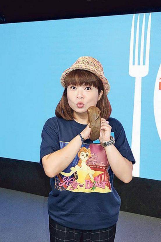 香港知名女星突然宣布结婚，曾哭诉感情坎坷