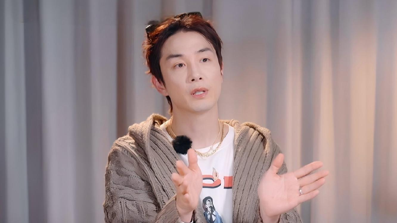 看四位丈夫回答意大利版婚恋问卷，才明白阿诺为啥说中国男人靠谱