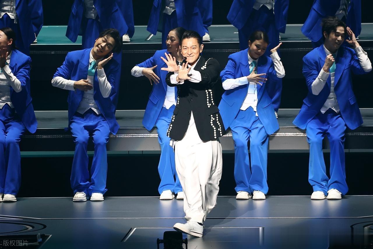 华语变天——天王刘德华再度确定免费线上演唱会，免费碾压付费？