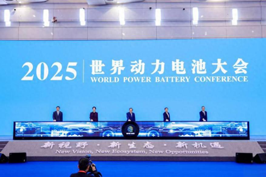 从液态到固态，动力电池在这段路要走多久？