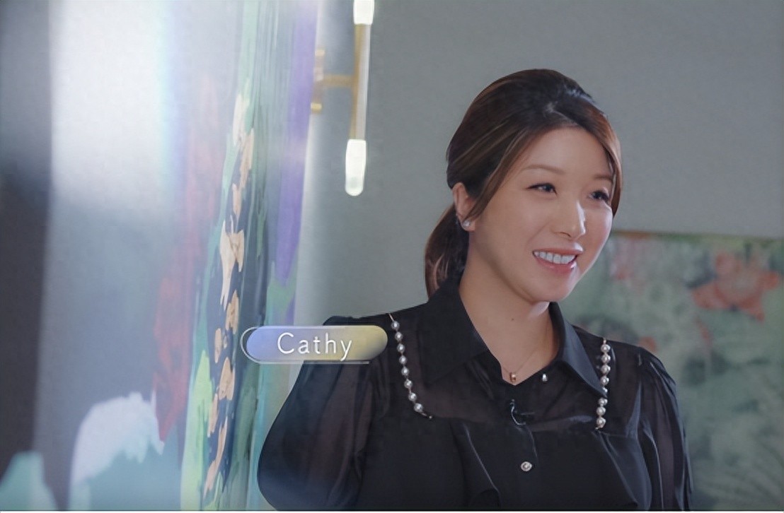 香港女星宣布离婚不足两月,火速搭上霸道总裁,曾患上躁郁症