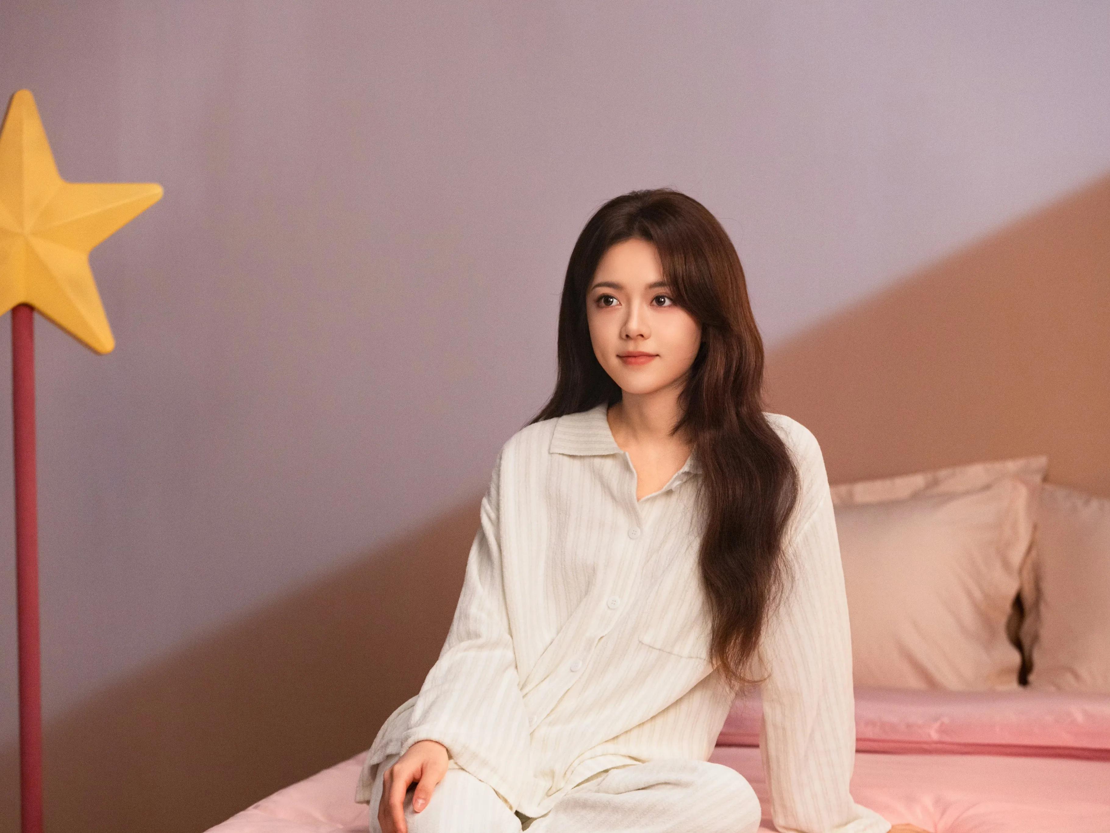 赵今麦睡衣代言美图