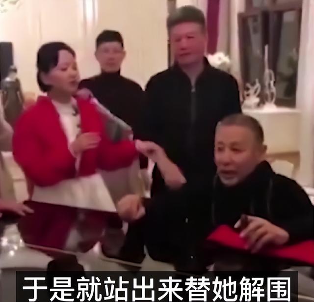 《芳华》爆火后 , 冯小刚在家开庆功宴 , 苗苗的一个举动让冯小刚翻脸