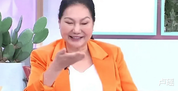 大s实力很强大， S妈更是个厉害角色，大S背后靠着3个大佬为她支撑