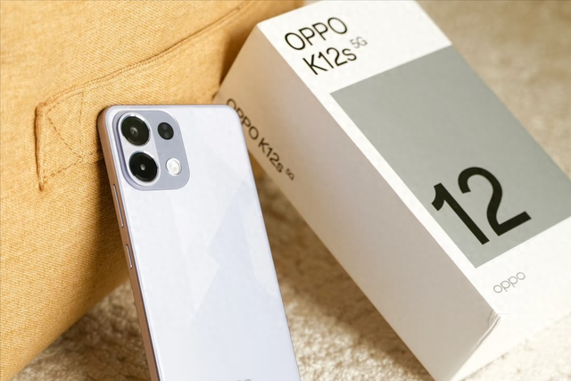 或是“备用机”的好选择！护眼直屏+7000mAh+5000万，已跌至905元