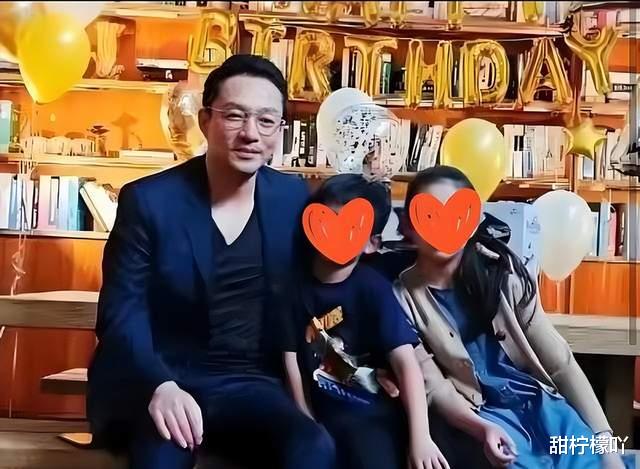 小S宣布复工，汪小菲直播时大方表态，马筱梅妈妈对孩子视如己出