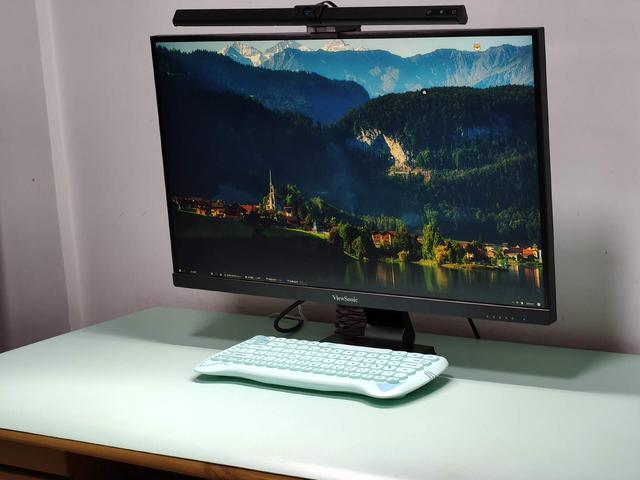 用电脑时如何缓解视疲劳？书客SKR1屏幕挂灯 ，不眩光守护视力