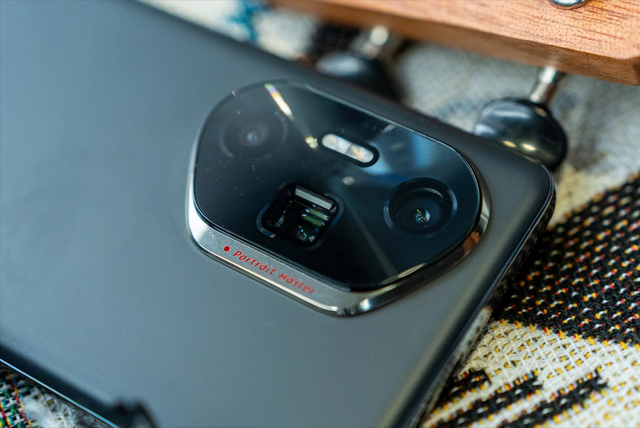 荣耀旗舰继续降价!3840HZ+百倍变焦+卫星通信,512GB跌至3189元