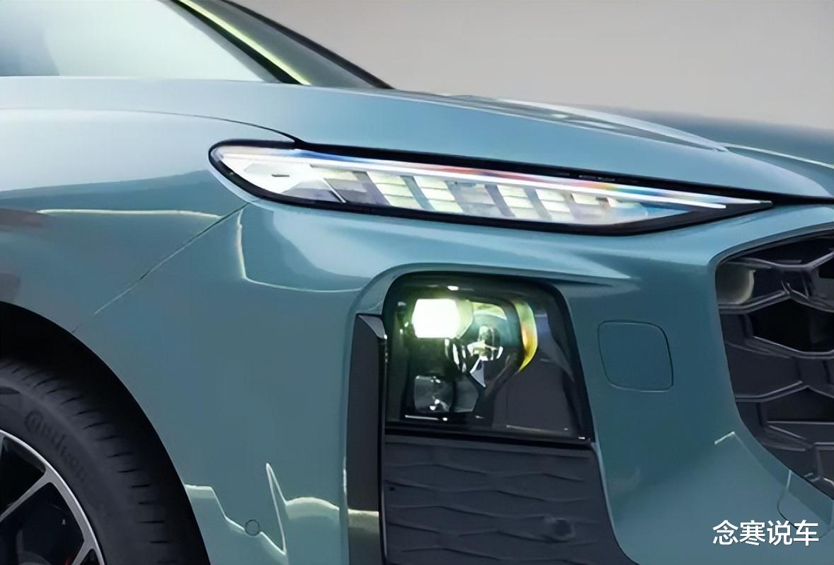 酷似小号Q5L!全新一代奥迪Q3亮相,12.8英寸大连屏相当抢眼