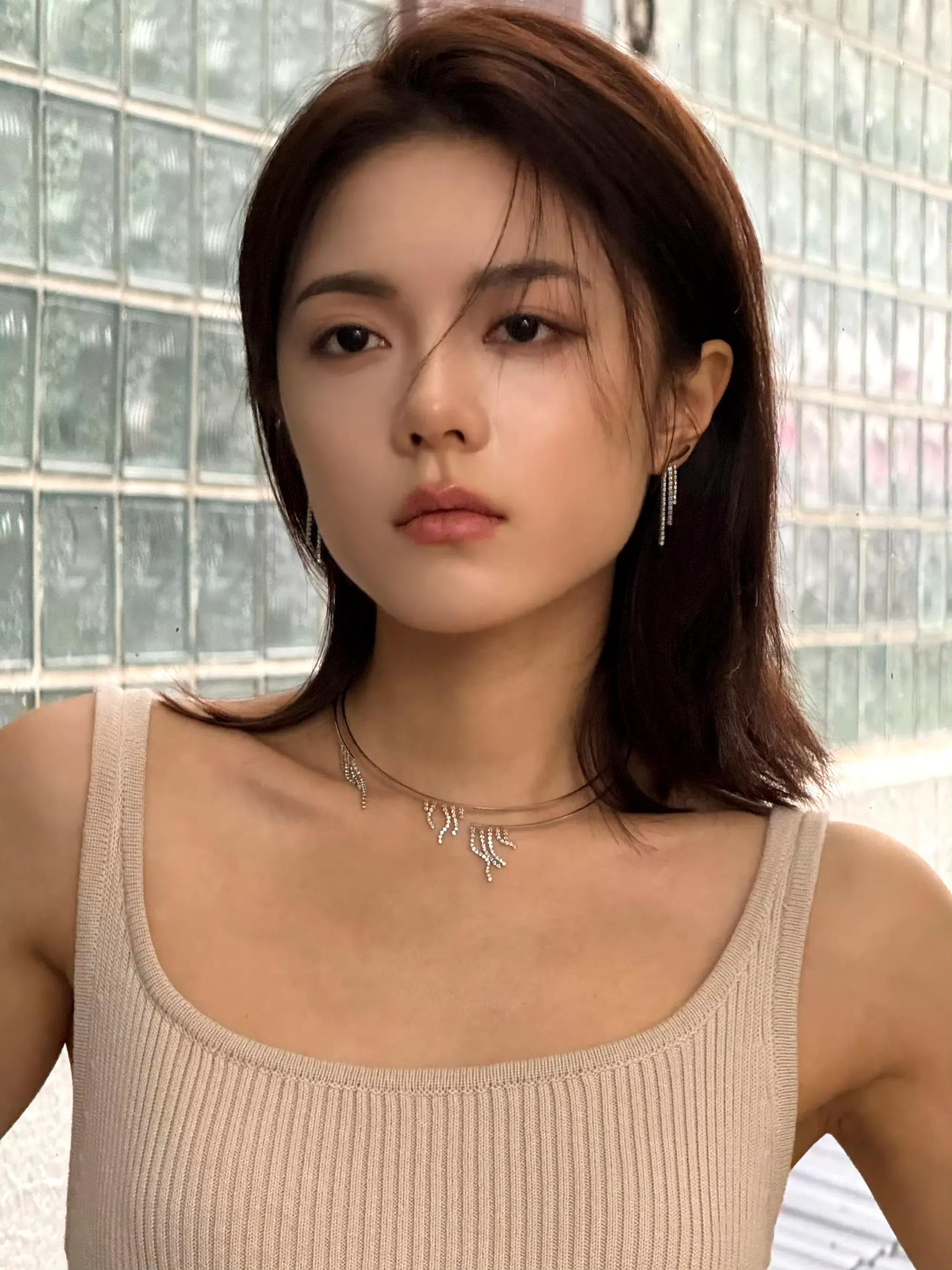 赵今麦COSMO11月刊封面写真