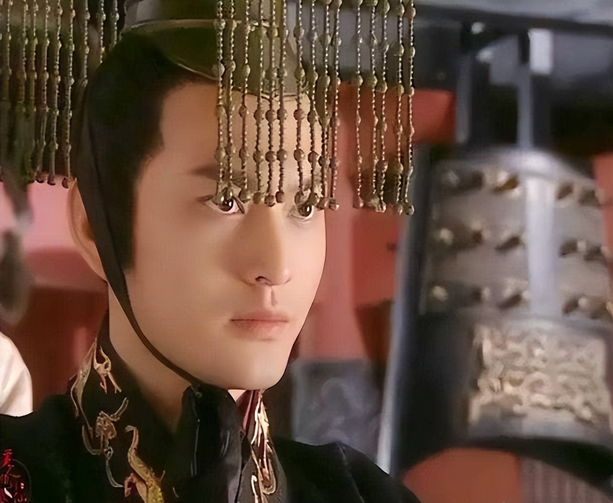 一颗老鼠屎坏一锅粥！朱媛媛遗作开播遭恶评，这戏混子担大责任