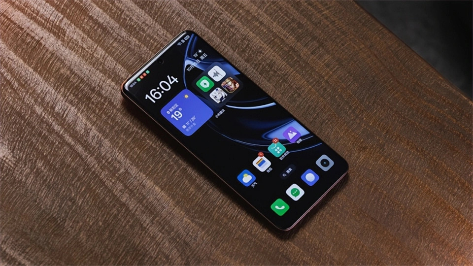 买手机一步到位,2025国补后的“真香旗舰”,用五年不过时