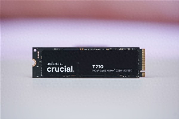 英睿達速度最快的Gen 5 SSD！T710 2TB圖賞