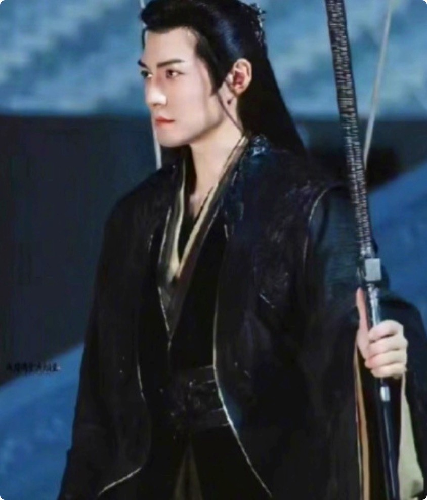 全网舔屏，54岁张智霖刷新了古装剧颜值天花板