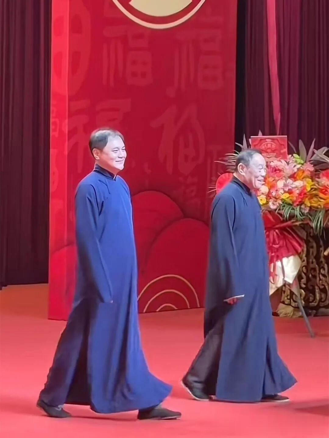 德云社纲丝节第四场,石富宽替徒弟感谢观众,高峰反问杨威姓什么