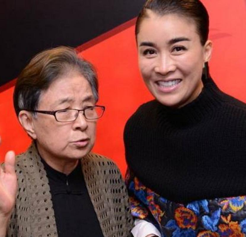 那英质疑《声鸣远扬》比赛作假，何炅被吓结巴，谷建芬的评价真准