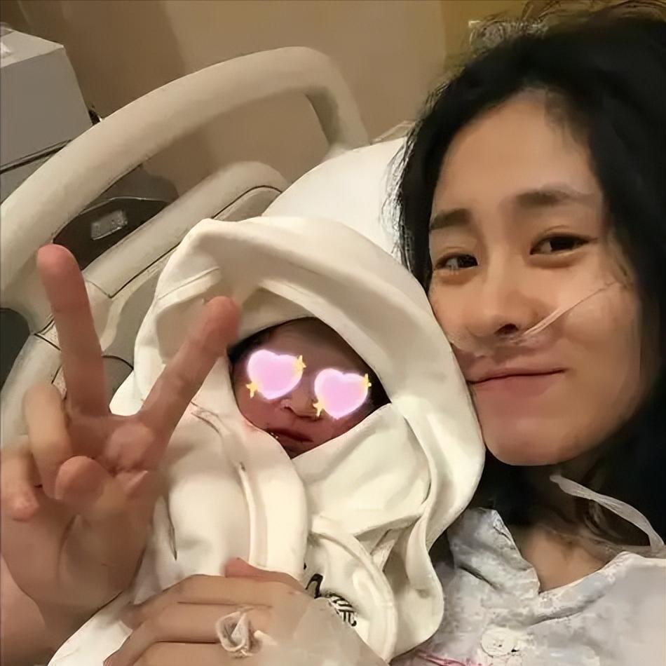 媲美周杰伦！却因一个孩子被骂4年，如今凭一个举动实现口碑逆转