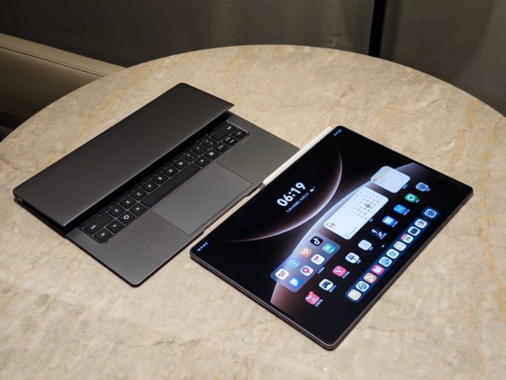 華為 Mate 旗艦新機上手：我們用 20 倍長焦微距，找到了一個小彩蛋