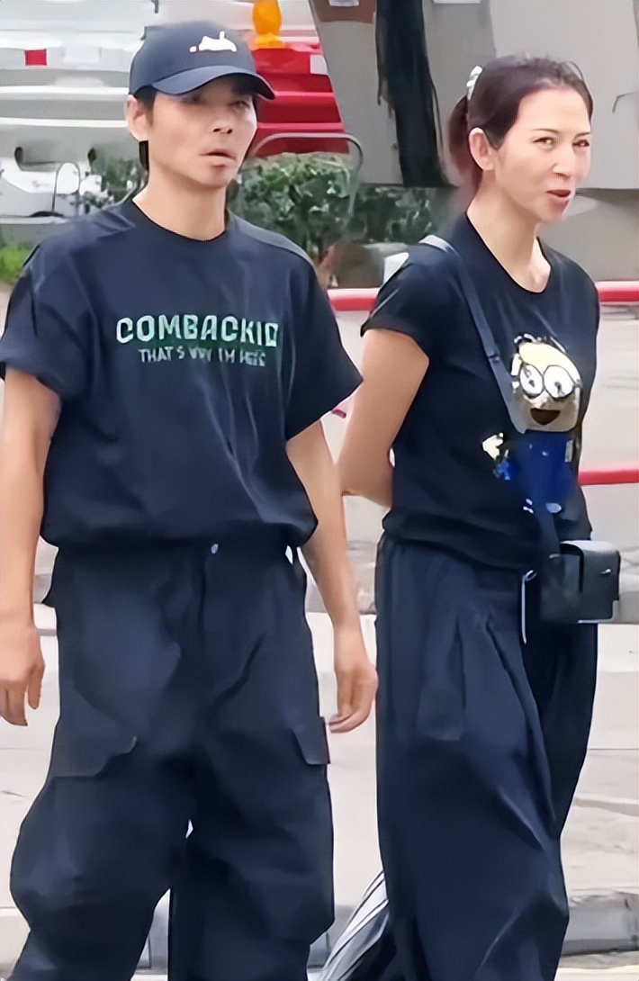 钱多有什么用!蔡少芬终于不装了,撕下了张晋所谓的“体面”