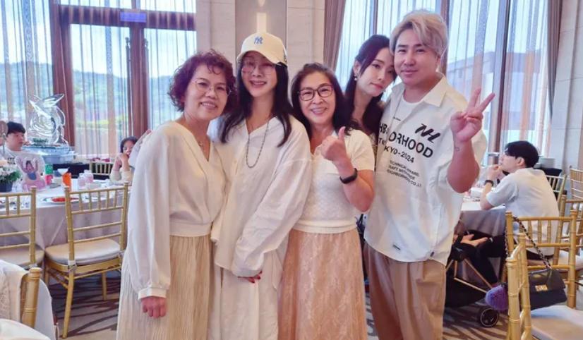 欧弟为三女儿办周岁宴，林志颖道贺！现任老婆首曝光，长相很普通