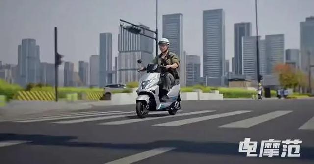 电动摩托车也能跑300km，它就是大阳ES6