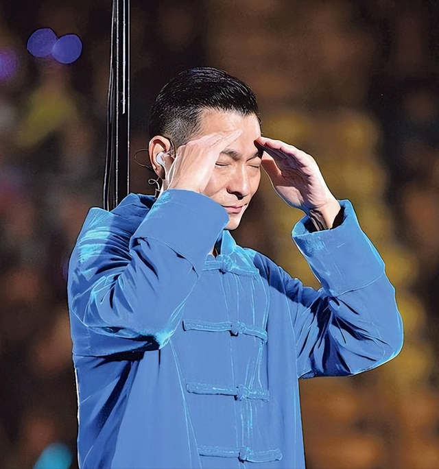 三位港独艺人妄图内地捞金，遭遇滑铁卢！演唱会取消，全面遭抵制