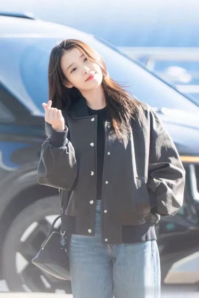 IU最新路透图释出