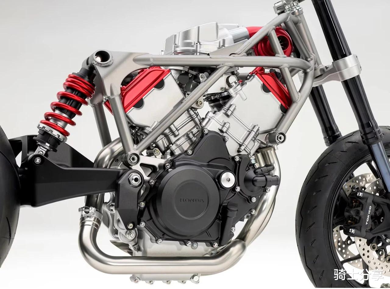 本田V型三缸摩托车，有望米兰车展首发，会有哪些看点呢？