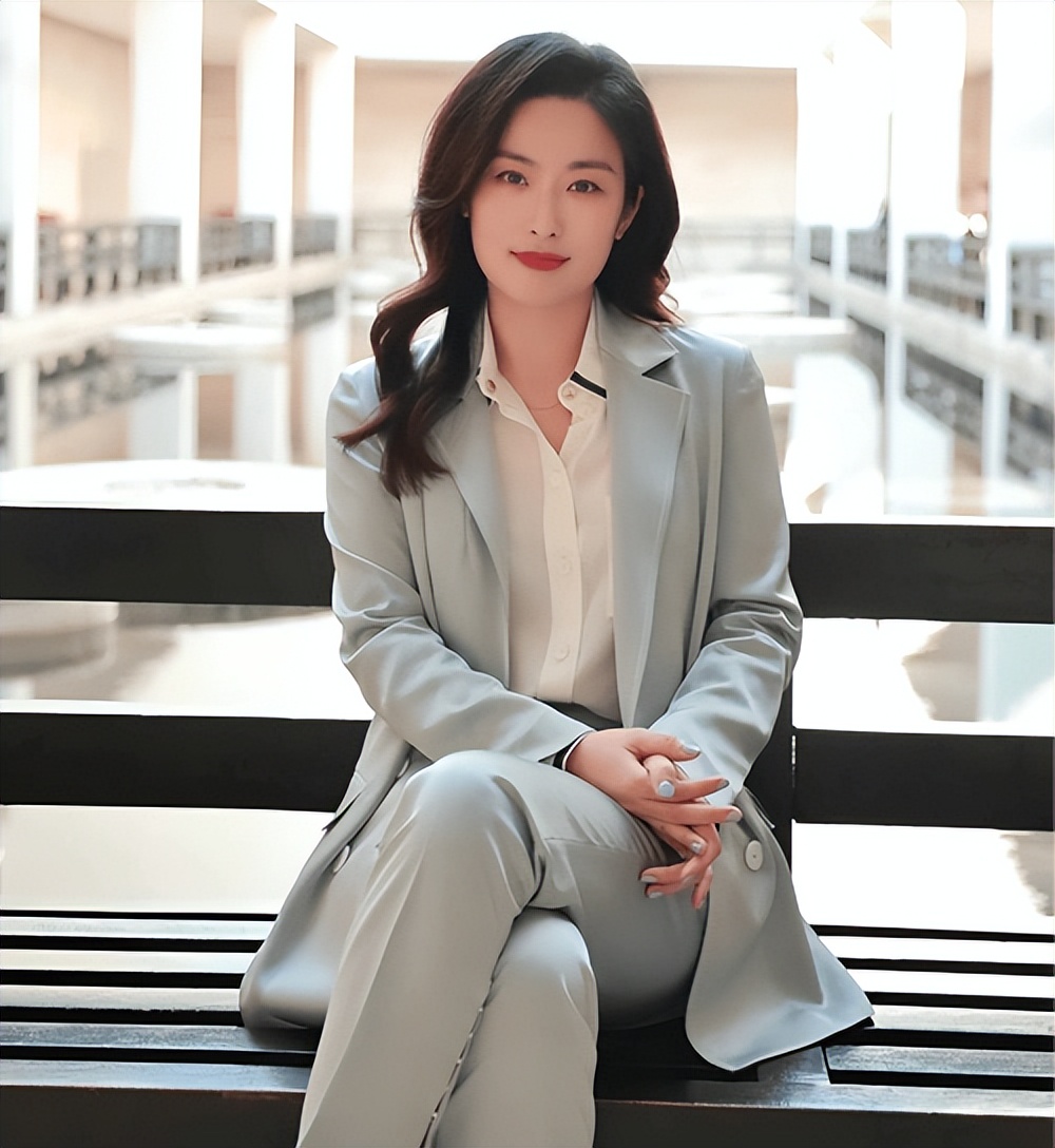 她不愿意被潜规则，演了近百部戏观众却叫不出她名字，42岁仍单身